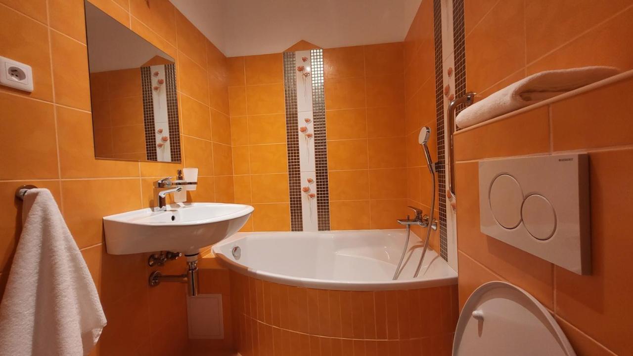 Vila Doliny Konska  Экстерьер фото